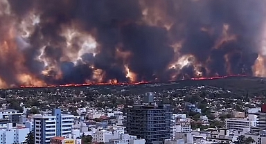 'Cehennem' Villa Carlos Paz'ı tehdit ediyor