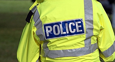 Çin konsolosluğuna arabasıyla çarpan adam vurularak öldürüldü!