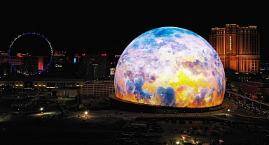 Dünyanın En Büyük Led Küresi 'Sphere' Açıldı