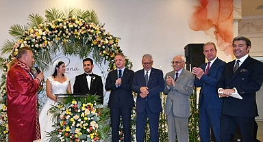 Gazeteci Anıl Sural meslektaşı Rona Doğan'la evlendi