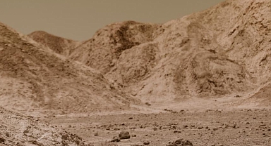 Mars topraklarında 'toz şeytanı' görüntülendi!