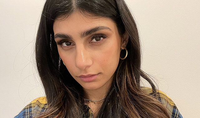 Mia Khalifa'ya iki şok birden!