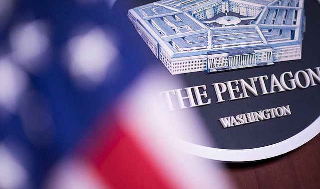 Pentagon'dan heyecanlandıran UFO açıklaması!