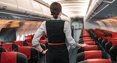 Uçuş görevlisi otel odasında ölü bulundu!