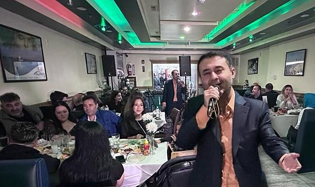 Ünlü şarkıcı Küçük İbo, sevenleriyle Ramiz Philadelphia'da buluştu