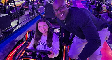 Beyin felci teşhisi konulan 13 yaşındaki gençten büyük go-kart başarısı!