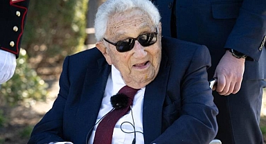 Eski Dışişleri Bakanı Henry Kissinger hayatını kaybetti