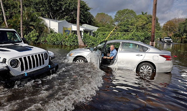 Florida'da sağanak yağış!