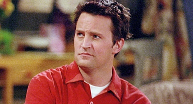 Friends Dizisinin Yıldızı Son Yolculuğuna Uğurlandı