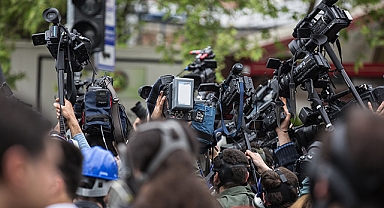 Gazeteci maaşları yoksulluk sınırında: Sosyal medyada o paylaşım gündem oldu