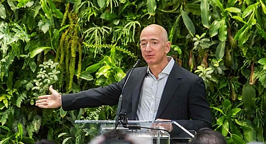 Jeff Bezos, Miami'ye taşınacağını duyurdu: Paylaştığı video büyük beğeni topladı
