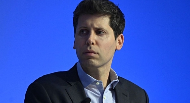 Sam Altman görevine geri dönüyor