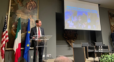 ABD Afganistan Özel Temsilcisi West, Pakistan Dışişleri Bakanı Jilani ile görüştü