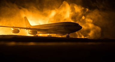 ABD'de uçak kazası: Uçuş eğitmeni ve öğrencisi yaralandı