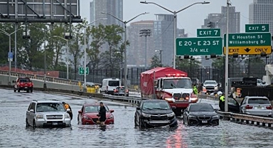 ABD fırtınaya teslim oldu: 250 binden fazla ev ve iş yerinde elektrik kesintisi!