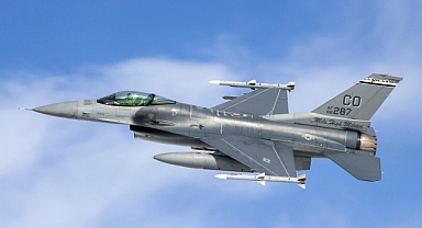 ABD'ye ait F-16 savaş uçağı Sarı Deniz'de düştü