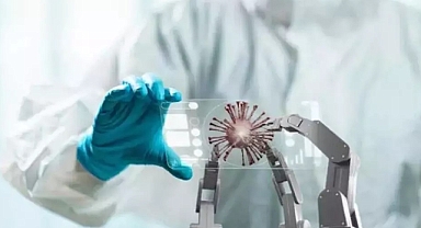 Covid-19 hastalığı geçiren gencin ses telleri felç oldu