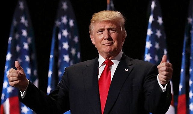 Donald Trump New York'ta: California ve New York'u kazancağım!