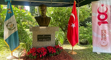 Guatemala'da Atatürk büstü açıldı 