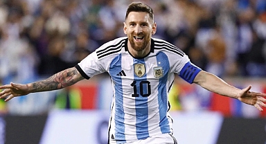 Messi'nin formaları açık artırmada alıcısını buldu