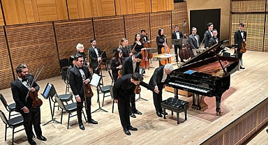 New Manhattan Sinfonietta Orkestrası'nın '"Anadolu Esintileri" konseri sanatseverlerle buluştu