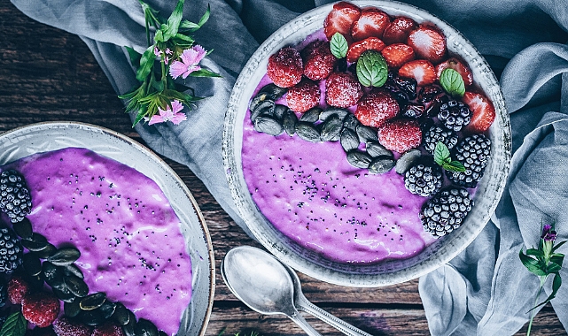 Sağlıklı bir kahvaltı için basit ve lezzetli bir tarif: Acai Bowl 
