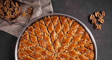 Topkapı Sarayından günümüze gelen ve AB tarafından Türklere ait olduğu tescillenen tatlı: Baklava