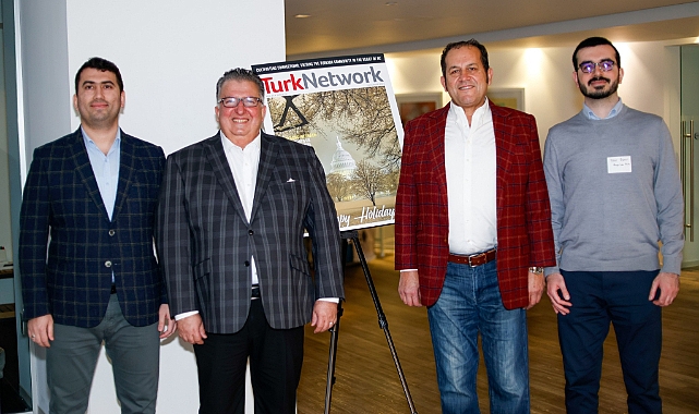 TurkNetwork Dergisi Başarılı Bir Networking Etkinliği ve Yıl Sonu Partisi Düzenledi
