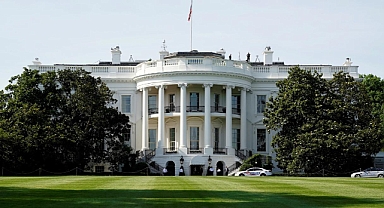 Beyaz Saray'a yönelik sahte yangın ihbarı panik yarattı