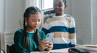 Florida'da 16 yaşından küçüklere sosyal medya yasağı: Yasa tasarısı onaylandı