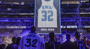 Efsanevi oyuncu Shaquille O'Neal'ın forması emekliye ayrıldı
