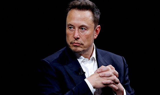 Musk'tan çığır açan 'beyin çipi' açıklaması: Düşünerek fareyi kontrol edebiliyor!