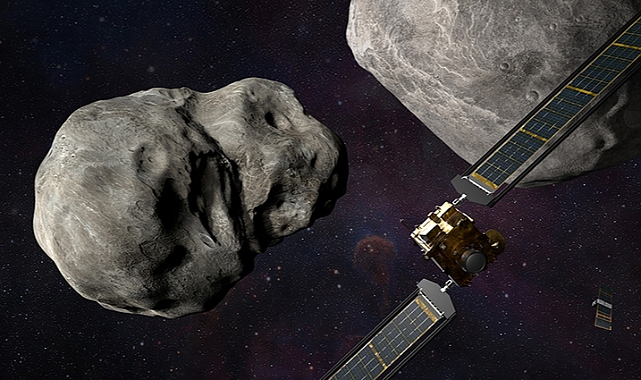 NASA'nın uzay aracı asteroide çarptı: Gökcisminin şekli değişti 