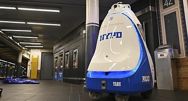 New York metrosunda çalışan robot işten çıkarıldı