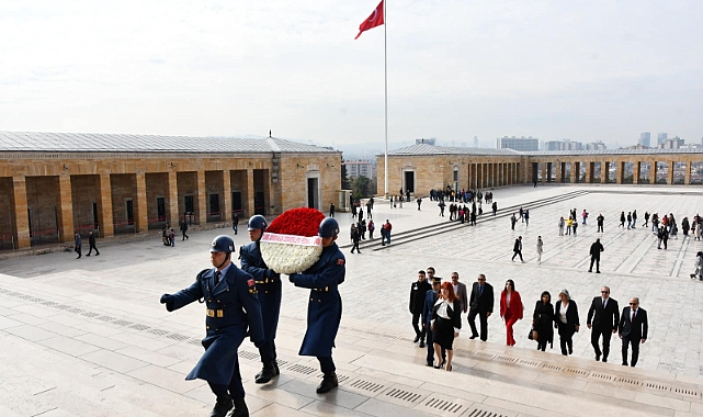 TADF liderlerinden Anıtkabir ziyareti: Atatürk'e saygı ve minnet ifade edildi