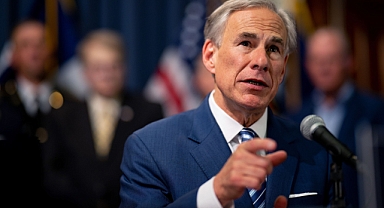 Teksas krizi büyüyor: Greg Abbott ve 14 Vali bir araya gelerek gövde gösterisi yaptı