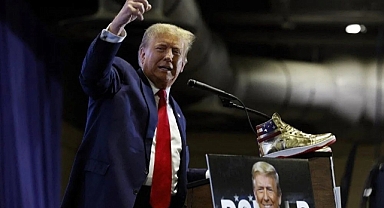 Trump, ayakkabı ve parfüm satışıyla seçim kampanyasını finanse ediyor