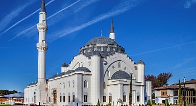 Amerika Diyanet Merkezi'nde ilk iftar coşkusu!