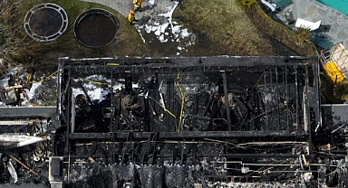 Cara Delevingne'in 7 milyon dolarlık malikanesi alev alev!