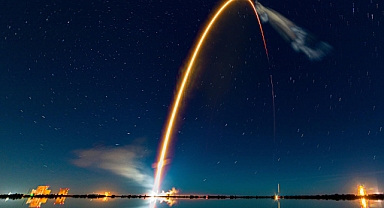 SpaceX roketinin uzay seyri görenleri büyüledi: ABDPost takipçisi o anları kaydetti