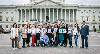 Yeni liderlere Amerika'da mesleki gelişim fırsatı: Profesyonel Fellows Programı başvuruları başladı!