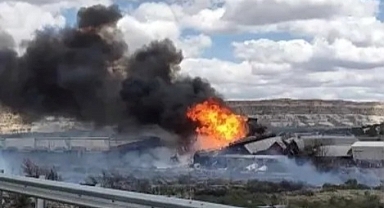 Benzin Taşıyan Tren Raydan Çıktı: Bölgede 'Tehlikeli Madde Alarmı' Verildi!