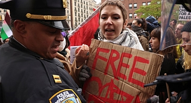 Columbia Üniversitesi'nde Filistin'e Destek Eylemi Yapan Öğrenciler Gözaltına Alındı!