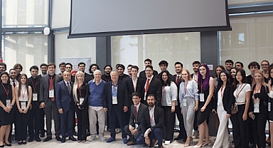 Gençler İçin Benzersiz Bir Kariyer Deneyimi: Turkish Student Association Global'den New York Türkevi'nde Kariyer Fuarı!