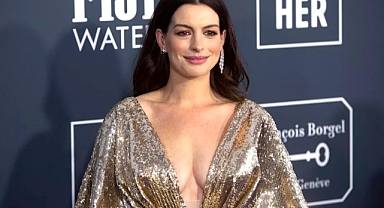Hollywood Yıldızı Anne Hathaway: "Oyuncu Seçmelerinde 10 Erkekle Öpüşmek Zorunda Kaldım"