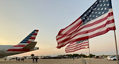Amerikan Hava Yolları'ndan Irkçılık: Siyahi Yolcular Uçaktan İndirildi!