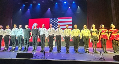 Anadolu Ateşi'nin ABD Turnesi Başladı: Chicago Büyülendi!