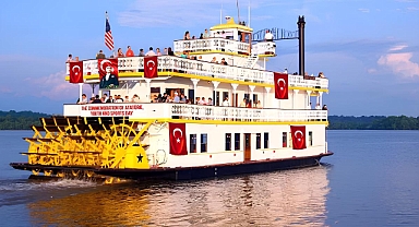 TurkNetwork Dergisi'nden Potomac Nehri Üzerinde 19 Mayıs Kutlaması!