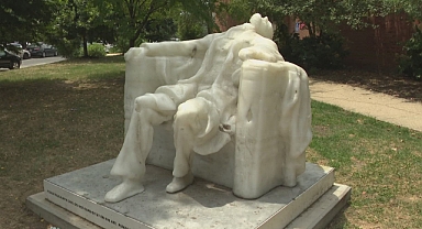 Abraham Lincoln 'Mum Gibi' Eridi!