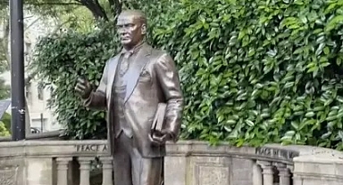 Amerika'nın Başkenti Washington'da Gururlandıran Atatürk Heykeli!